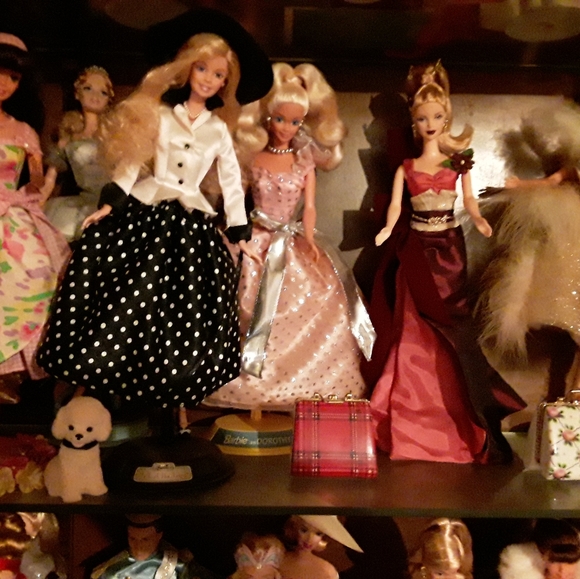 Barbies - Picture 6 of 8